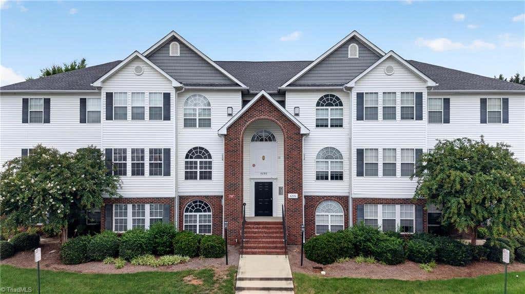 Photo of 4290 Cedarcroft Court #2A, Greensboro, NC 27409 (MLS # 1229760)