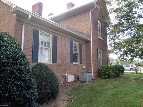 A home in Kernersville