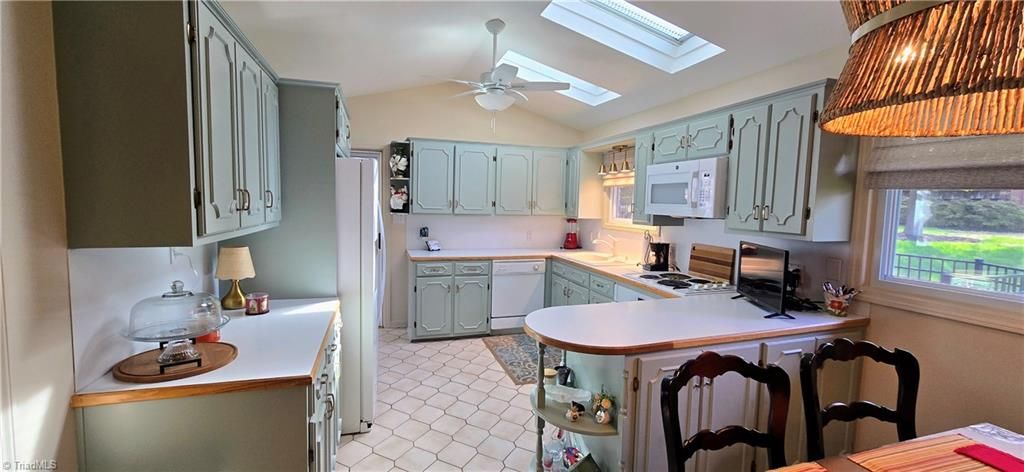 Photo of 105 Mendenhall Road, Jamestown, NC 27282 (MLS # 1213550)