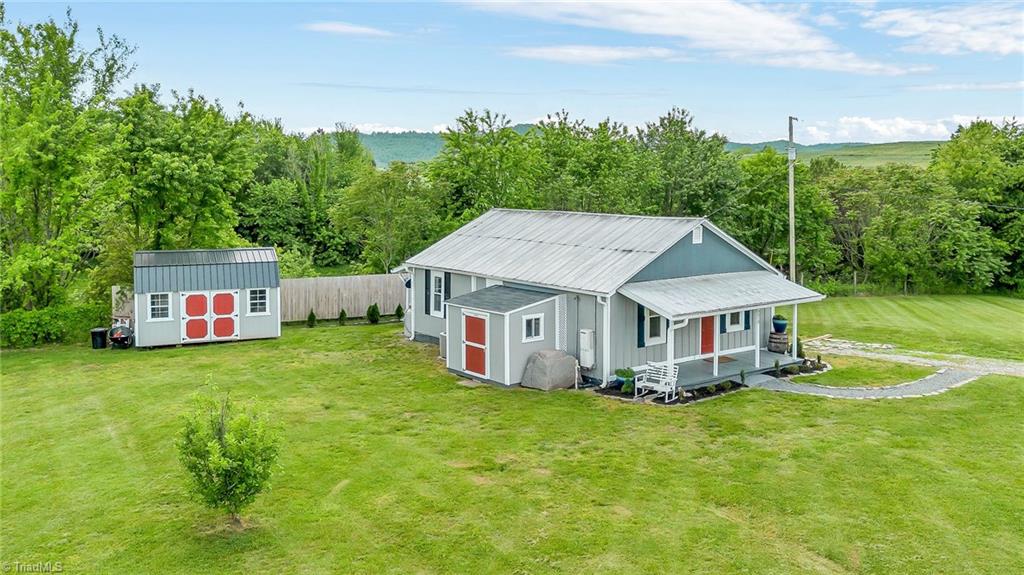 279 W Old Berrys Lane, Roaring River, North Carolina image 1