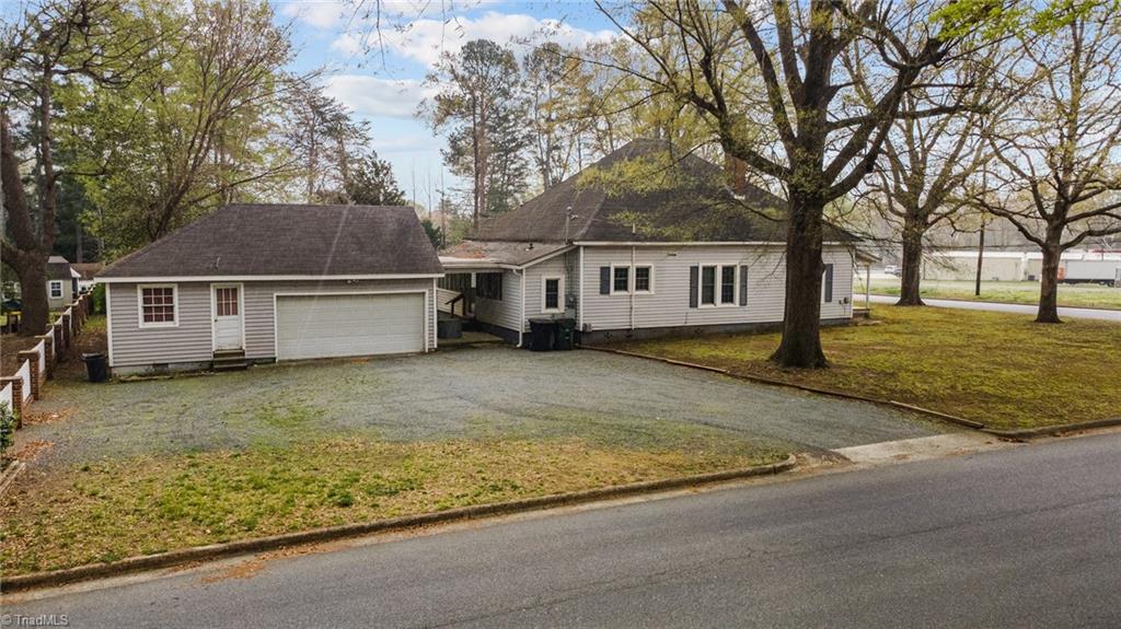 2229 Saddle Club Road, Burlington, North Carolina image 3
