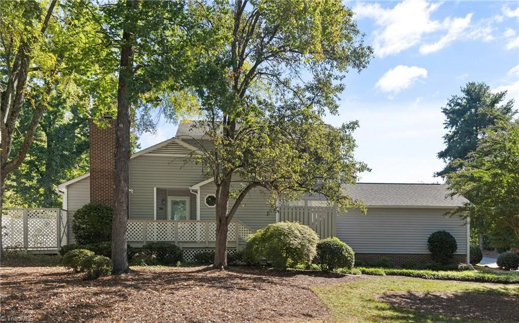 125 Pebble Ridge Lane