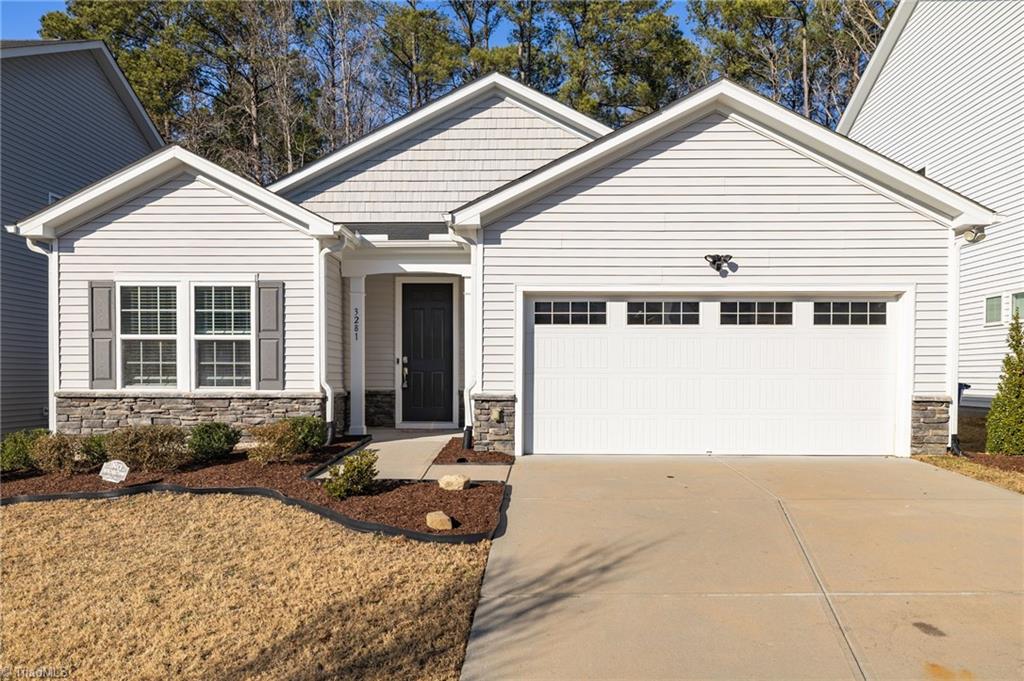 3281 Douglas Fir Road