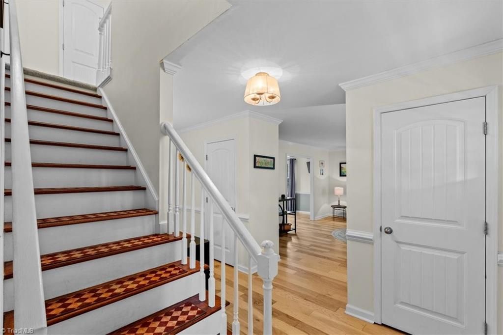 Photo of 109 Stafford Oak Drive, Jamestown, NC 27282 (MLS # 1213577)