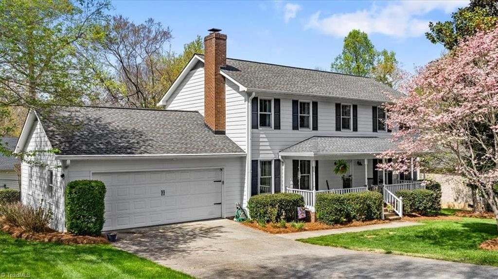 Photo of 109 Stafford Oak Drive, Jamestown, NC 27282 (MLS # 1213577)