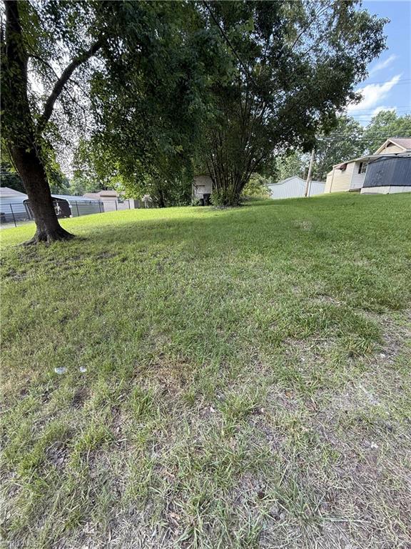 2112 Mckinney Street, Burlington, North Carolina image 2