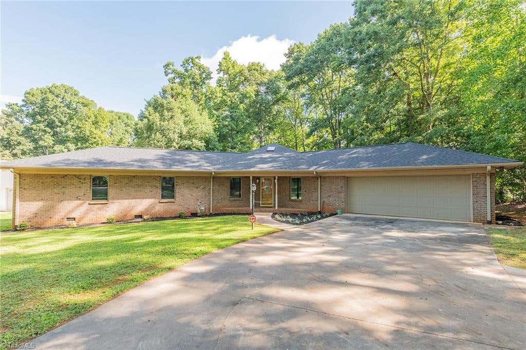 Photo of 631 Mill Stream Lane, Lexington, NC 27292 (MLS # 1230569)