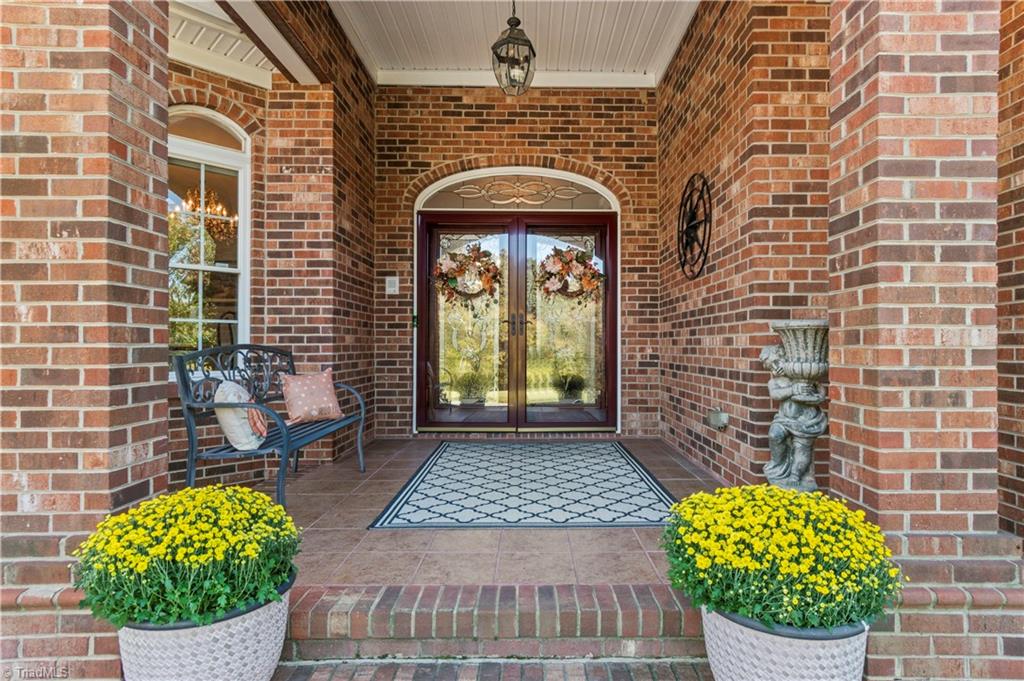 371 Brangus Way, Mocksville, North Carolina image 2