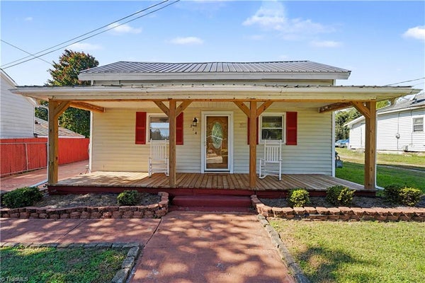 714 MONTGOMERY ST, REIDSVILLE, NC 27320 - Image b363d43acfc3a8f1cecbe8a532cc4662/3646059679