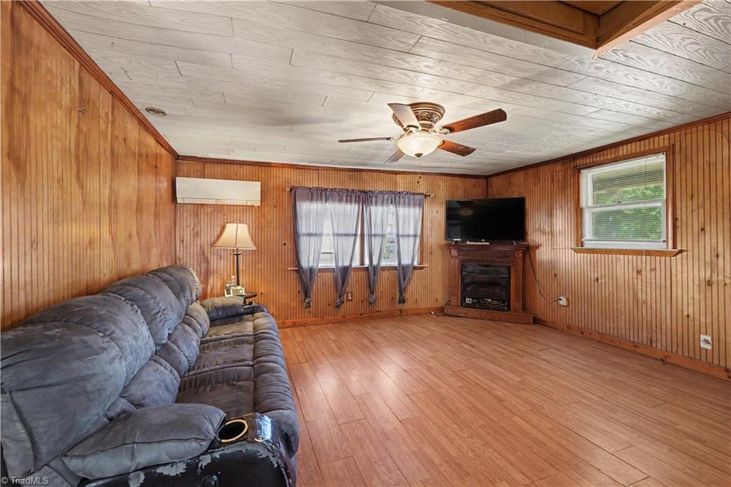 Photo of 714 Montgomery Street, Reidsville, NC 27320 (MLS # 1239636)