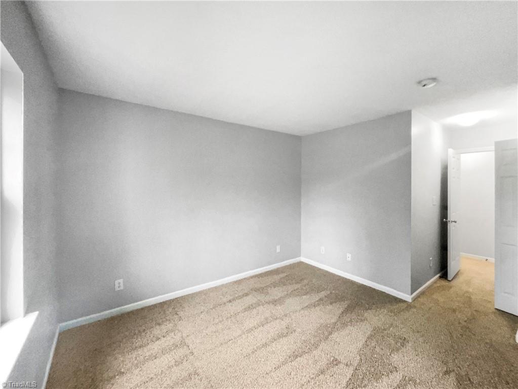 5401 Strasburg Drive, Greensboro, North Carolina image 11