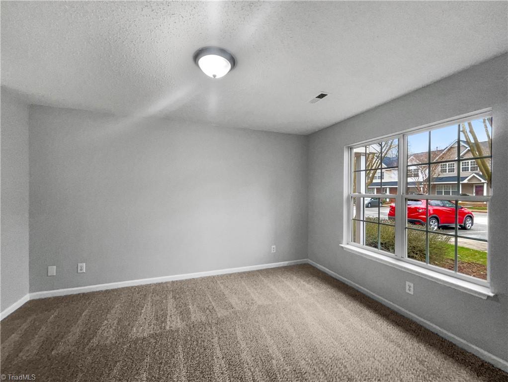 5401 Strasburg Drive, Greensboro, North Carolina image 12