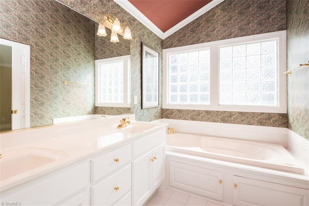 104 E Laramie Drive, Mebane, North Carolina image 23