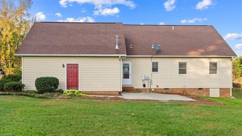 A home in Archdale