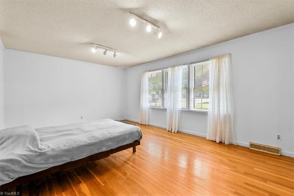 5300 Drake Road, Greensboro, North Carolina image 7