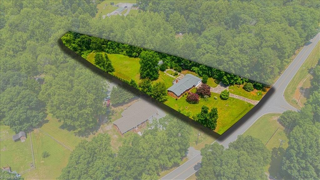 5300 Drake Road, Greensboro, North Carolina image 27