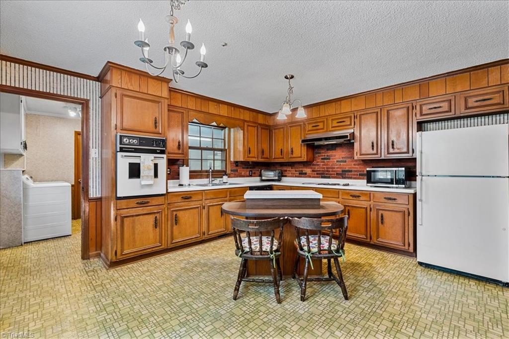 5300 Drake Road, Greensboro, North Carolina image 11