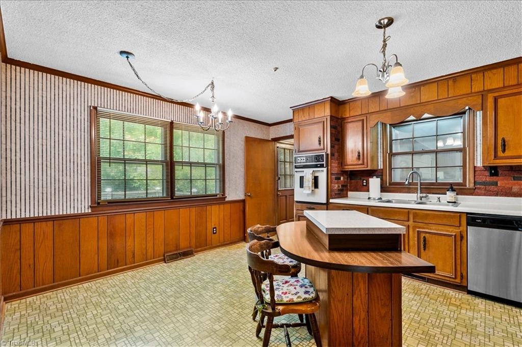 5300 Drake Road, Greensboro, North Carolina image 13