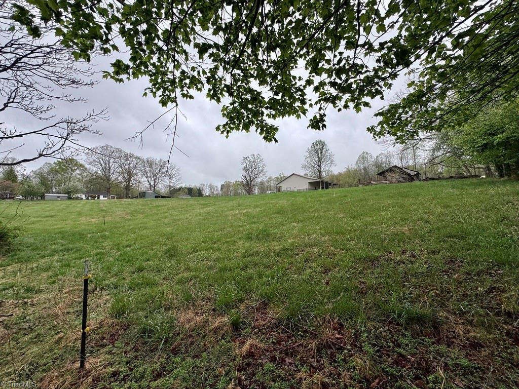 431 Needham Road, Pilot Mountain, North Carolina image 32