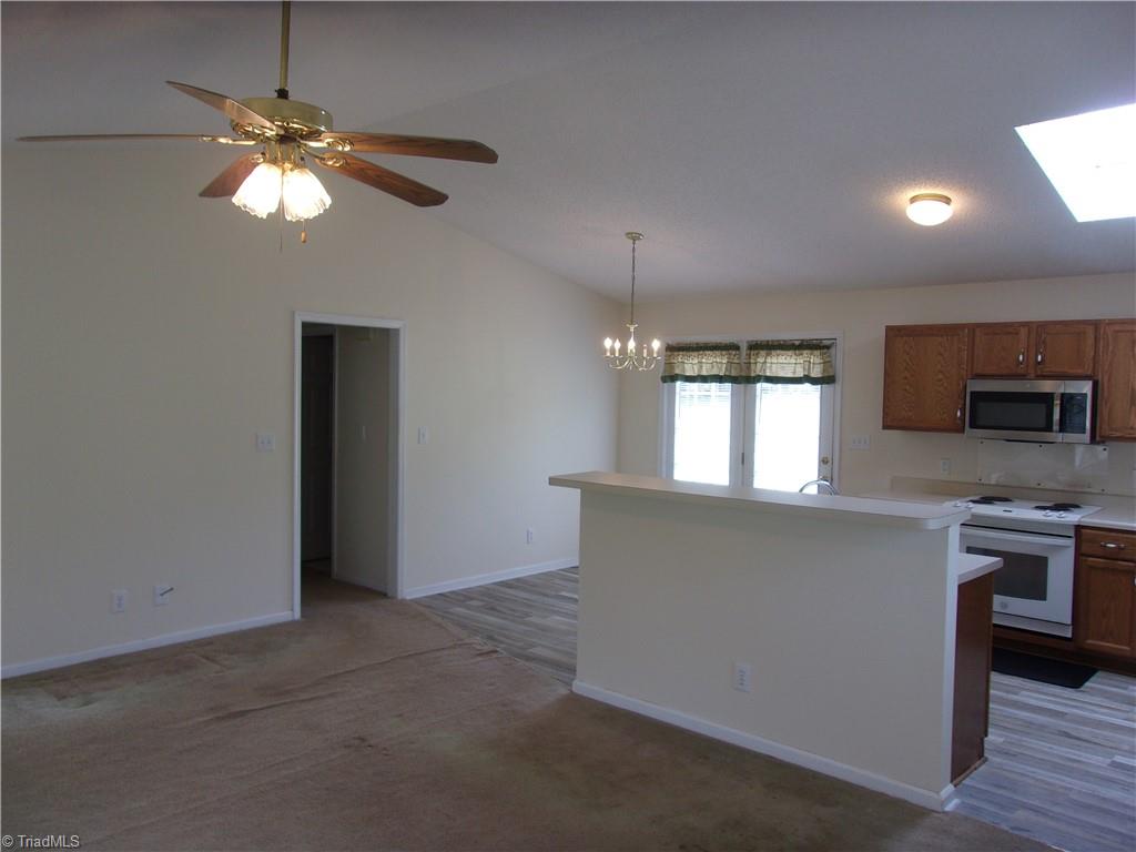5749 Yellow Pine Trail