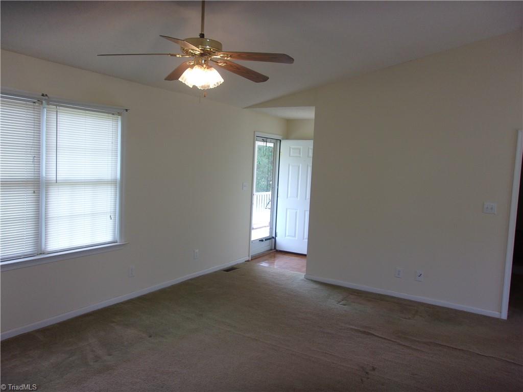 5749 Yellow Pine Trail