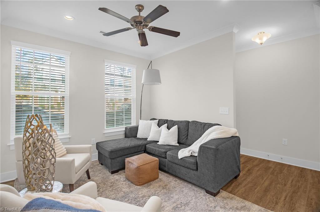 Kernersville, North Carolina 27284, United States, 2 Bedrooms Bedrooms, ,3 BathroomsBathrooms,Residential,Active,215294