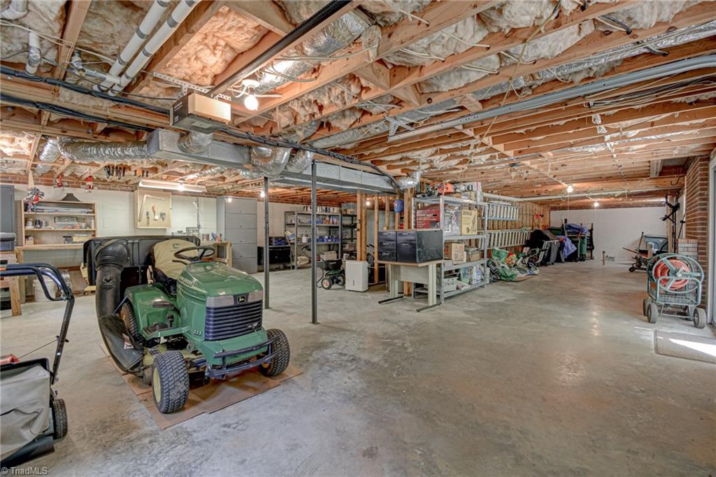 3824 Tangle Oak Drive, Clemmons, North Carolina image 35