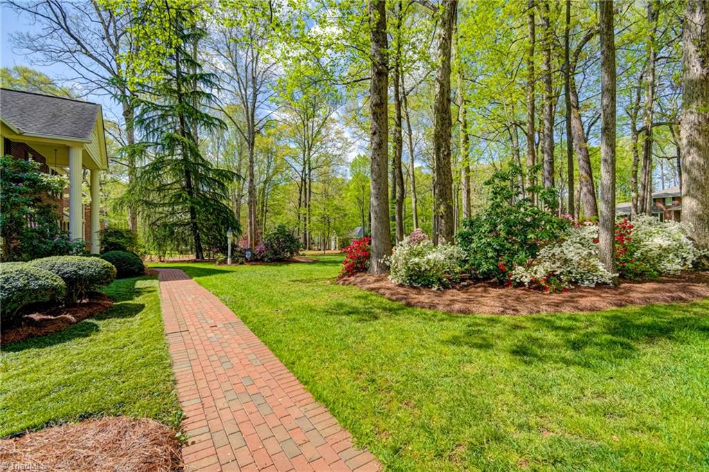 3824 Tangle Oak Drive, Clemmons, North Carolina image 3