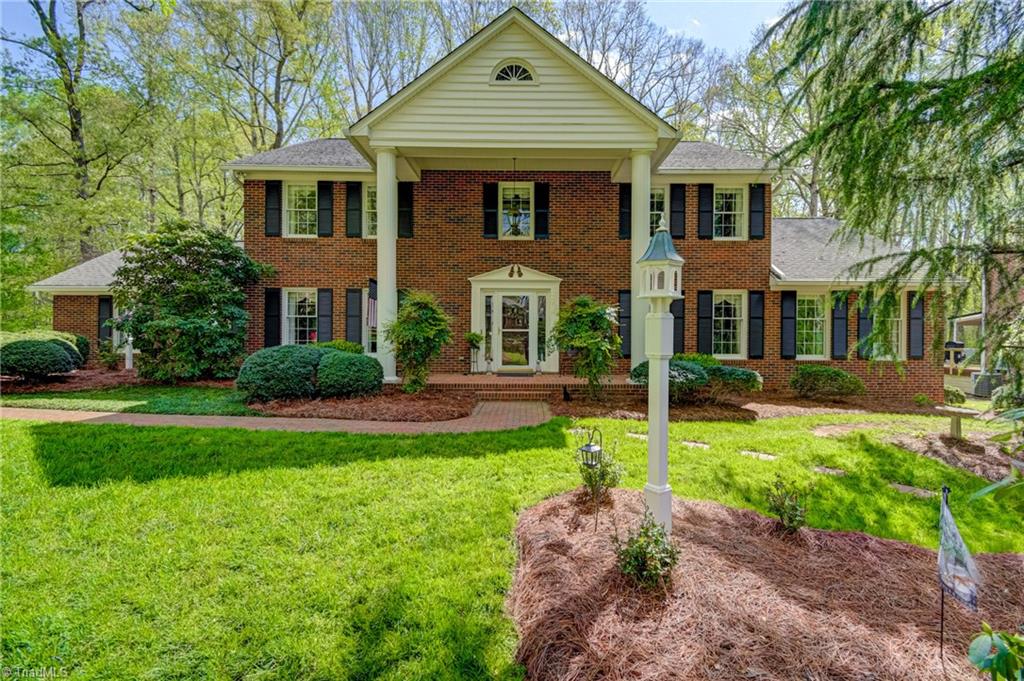 3824 Tangle Oak Drive, Clemmons, North Carolina image 1