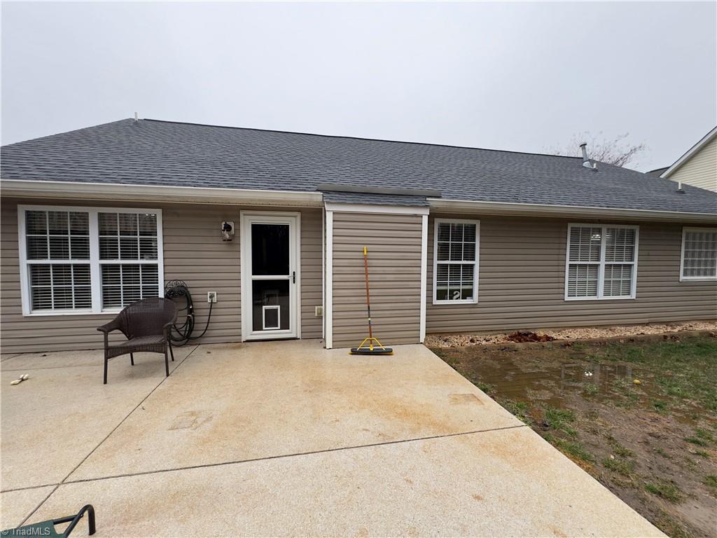 617 Walnut Crossing Drive, Whitsett, North Carolina image 20
