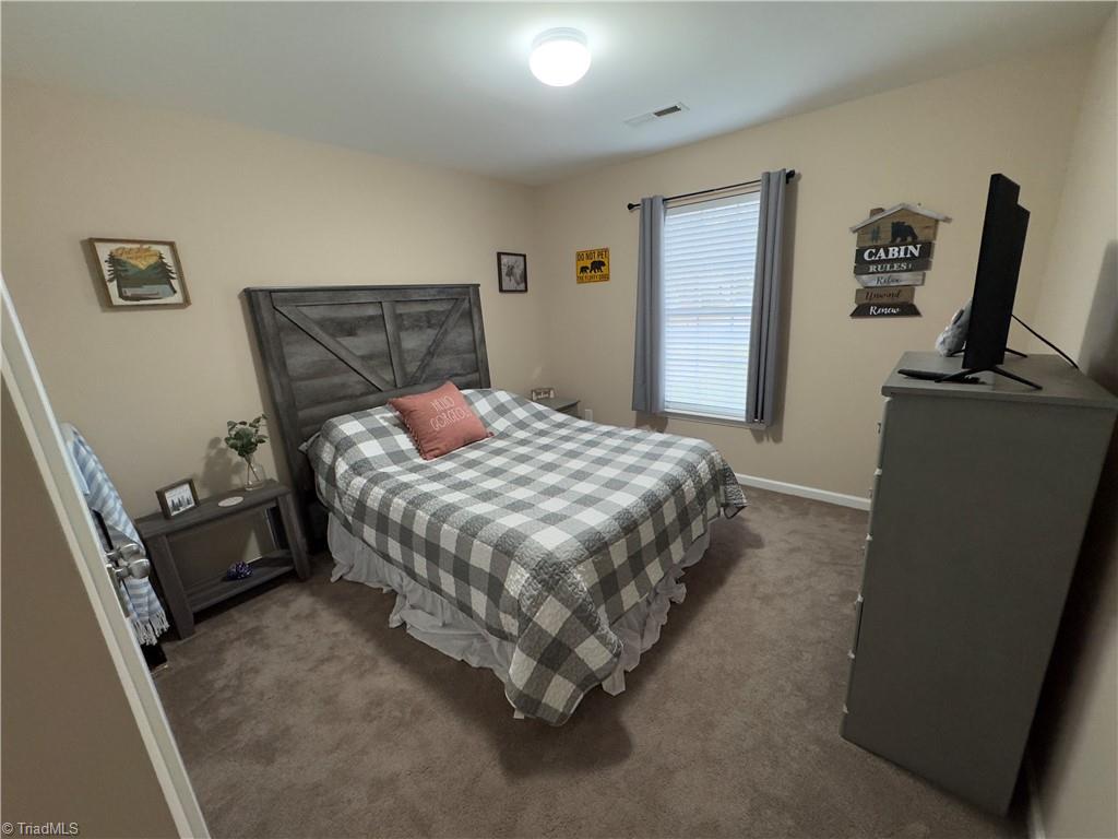 617 Walnut Crossing Drive, Whitsett, North Carolina image 15