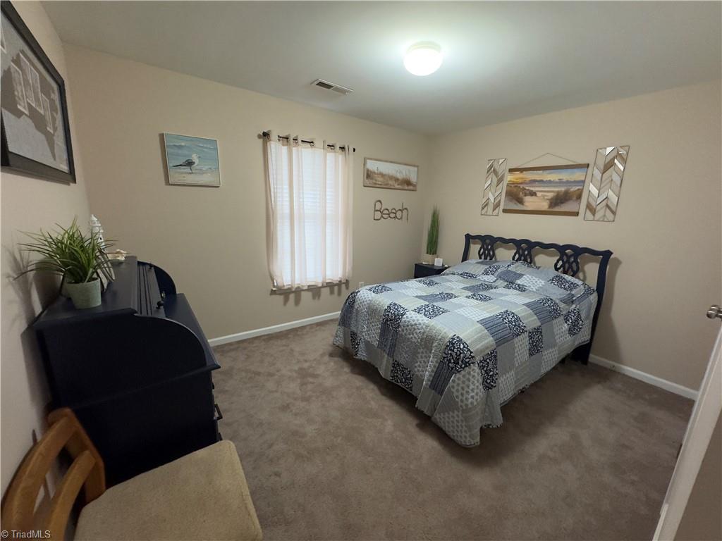 617 Walnut Crossing Drive, Whitsett, North Carolina image 16