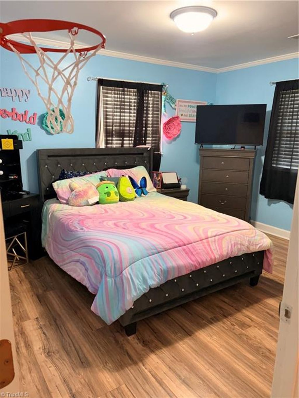 Photo of 814 Parkwood Street, Burlington, NC 27215 (MLS # 1212376)