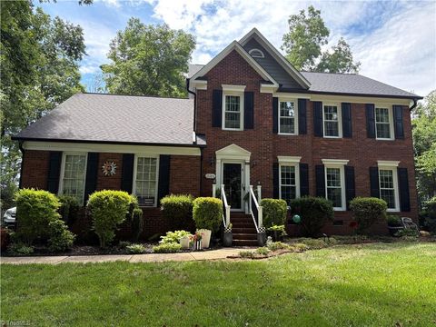 Homes For Sale - 2186 Benwicke Drive<br/> Pfafftown, NC 27040