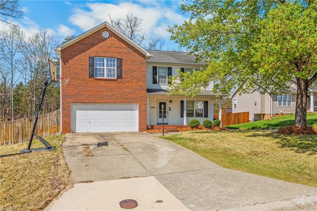 Photo of 5460 Angel Oaks Drive, Winston-Salem, NC 27105 (MLS # 1213748)