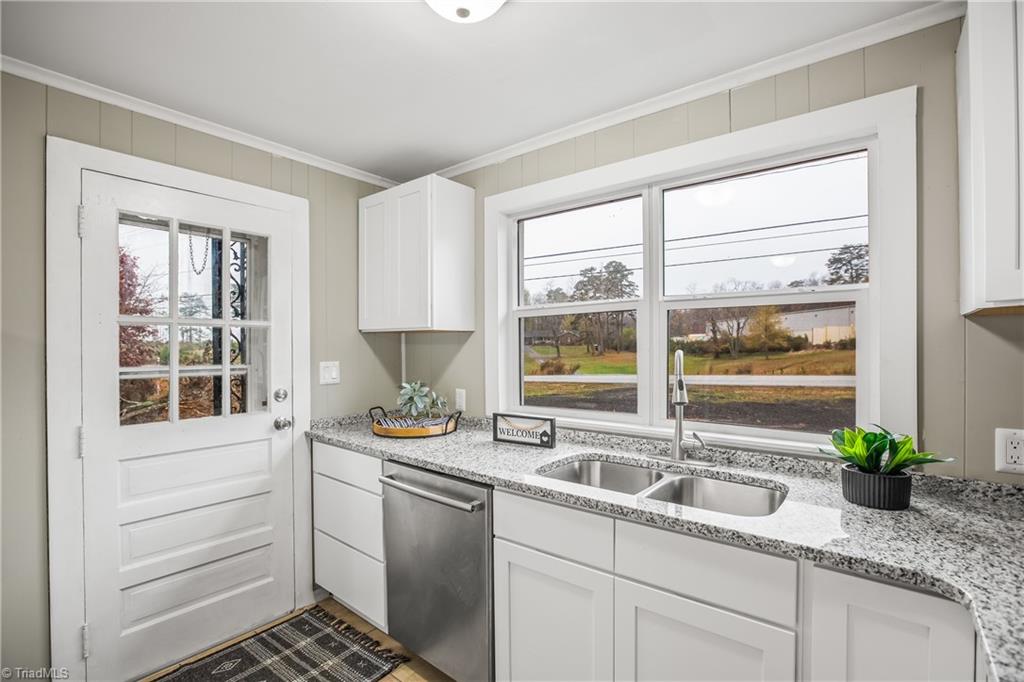 4385 New Walkertown Road, Walkertown, North Carolina image 11