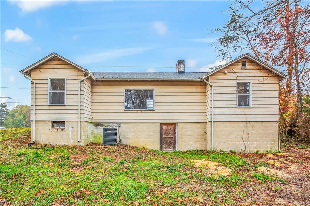 4385 New Walkertown Road, Walkertown, North Carolina image 24