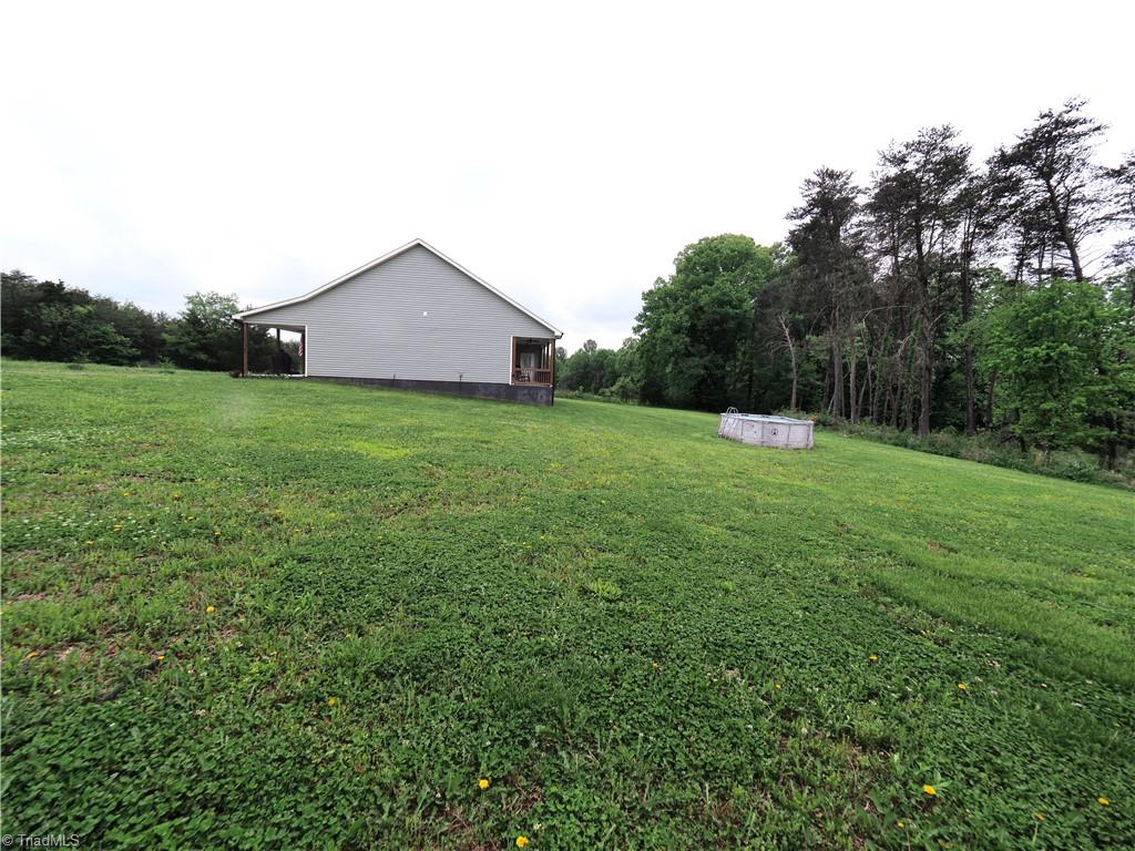 2362 Summertime Road, Yadkinville, North Carolina image 5