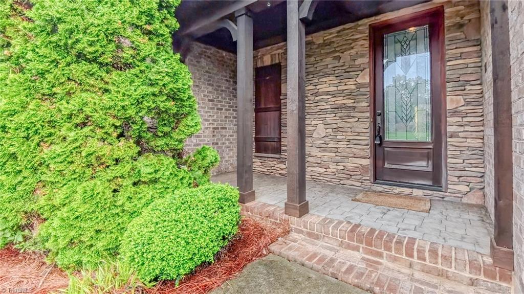 9045 Grove Pines Lane, Kernersville, North Carolina image 5