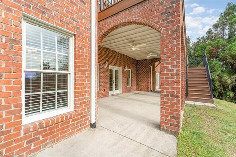 A home in Clemmons