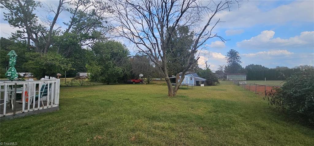 8721 Linwood Southmont Road