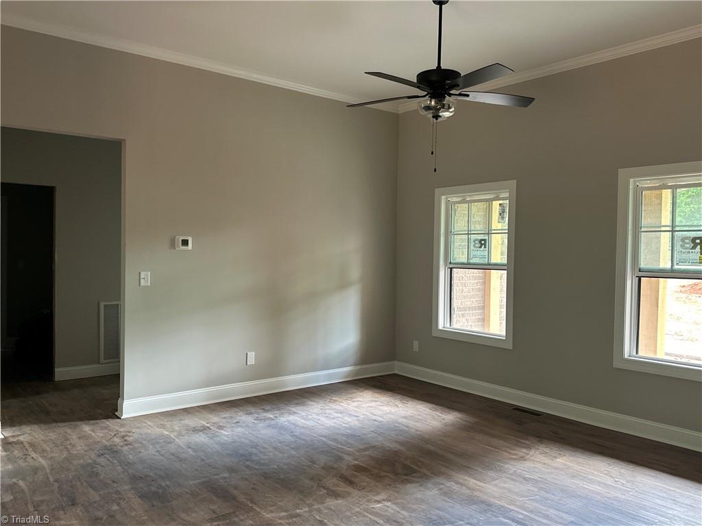 4381 Continental Drive, Pfafftown, North Carolina image 4