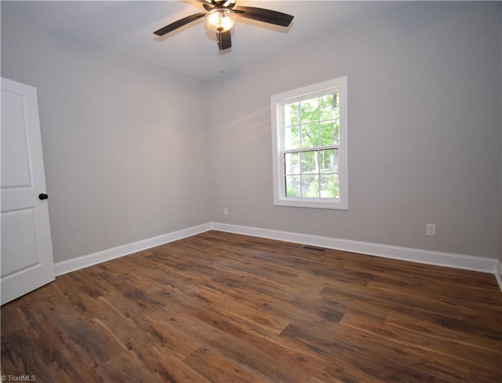4381 Continental Drive, Pfafftown, North Carolina image 14