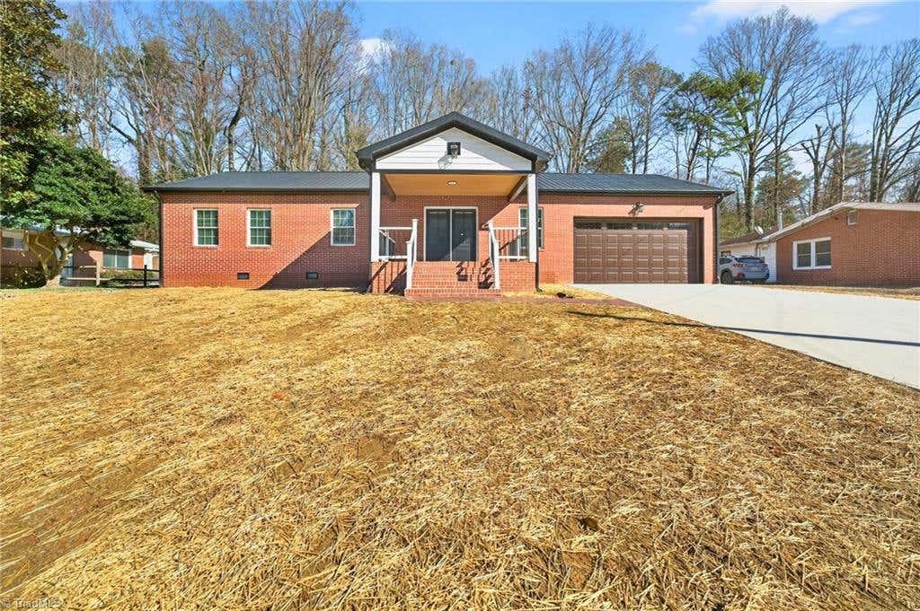 Photo of 1256 Cloister Drive, Winston-Salem, NC 27127 (MLS # 1229541)