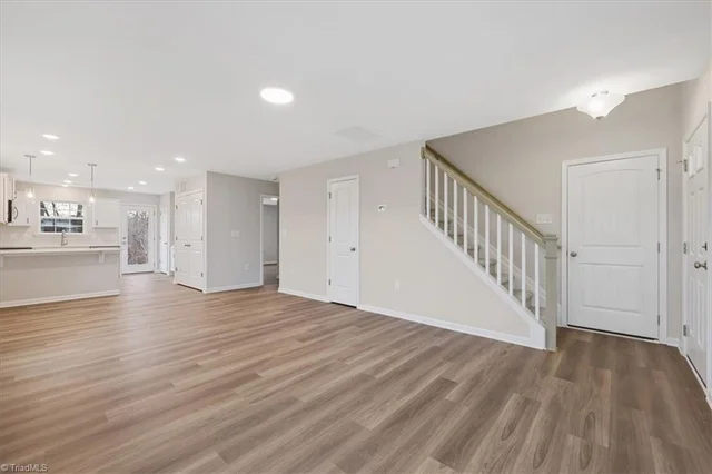 148 Tallwood Drive, photo 3 of 30