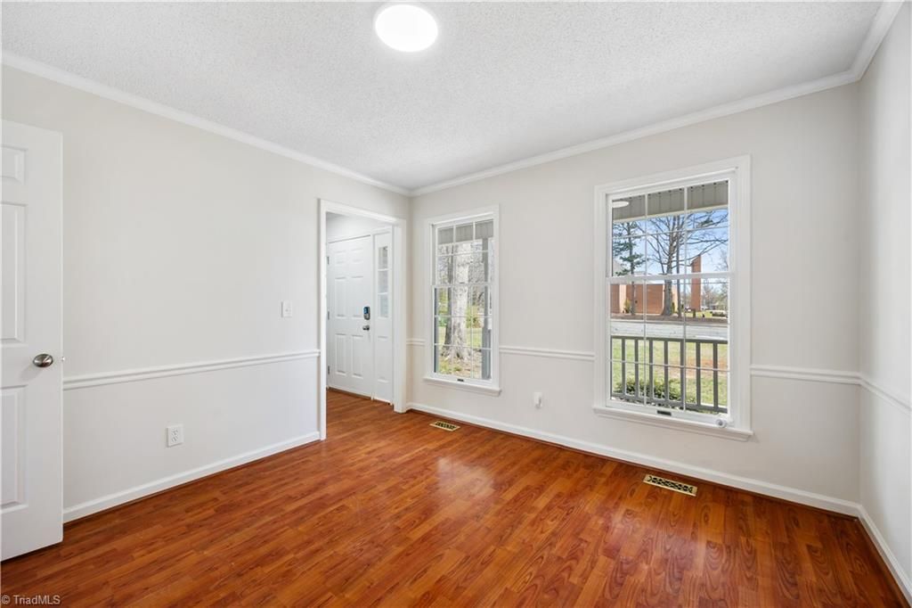 Photo of 2821 Edgewood Avenue, Burlington, NC 27215 (MLS # 1213148)