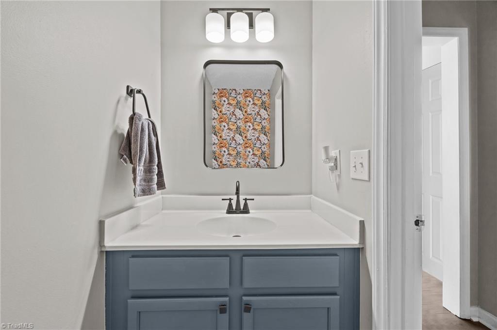 6838 Salem Quarter Road, Belews Creek, North Carolina image 29