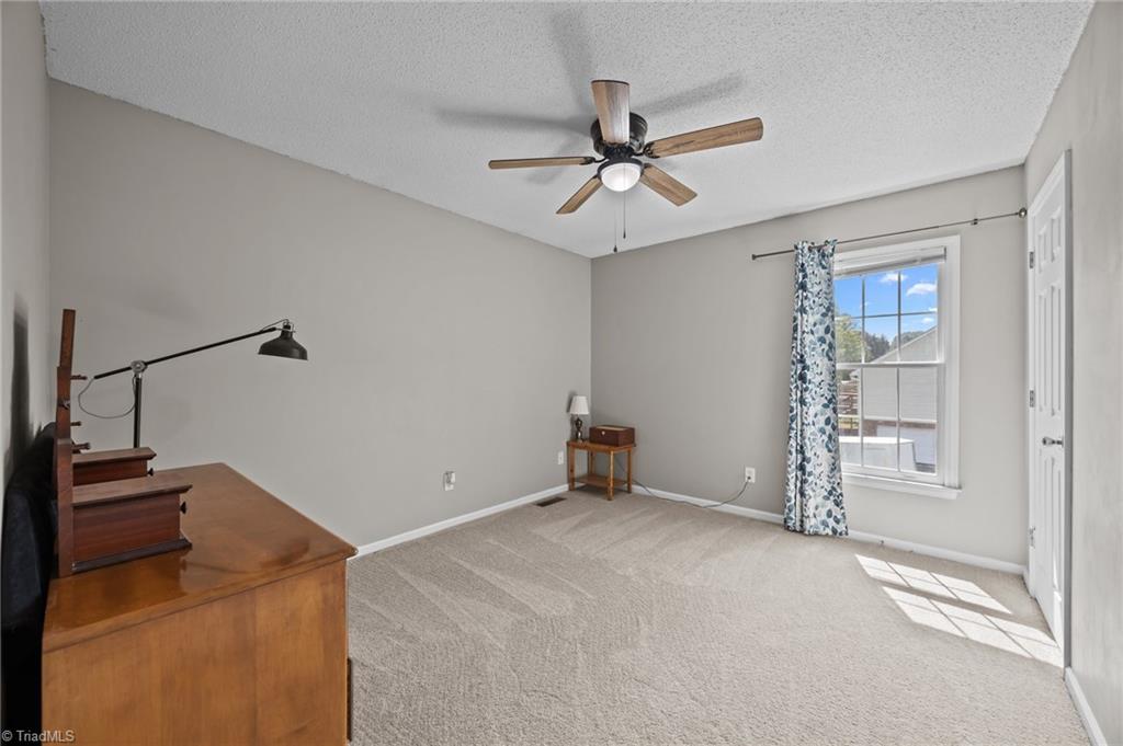 6838 Salem Quarter Road, Belews Creek, North Carolina image 22