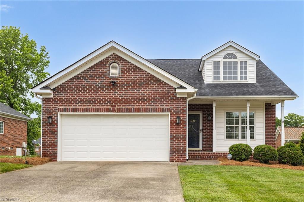 1329 Whitworth Court, Kernersville, North Carolina image 1