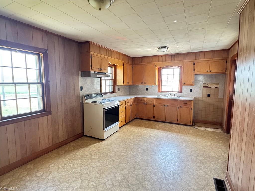 2121/2117 Swan Creek Road, Jonesville, North Carolina image 31